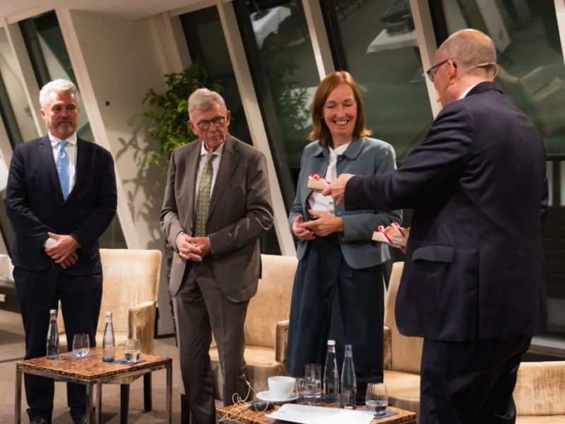 4096-2731-max-5-1030x687