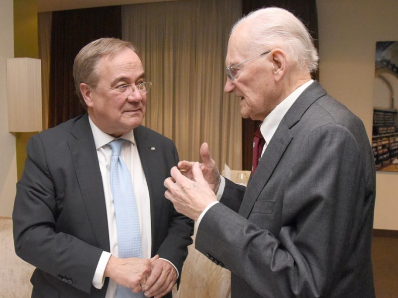 HHKLaschet202412_0229-1030x687